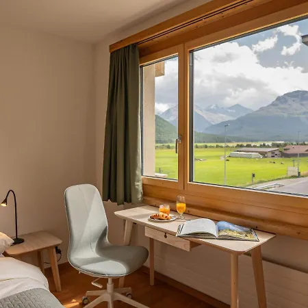 Chesa Muntaruetsch By Interhome Lägenhet *