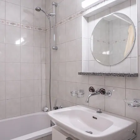 Chesa Muntaruetsch By Interhome Appartement