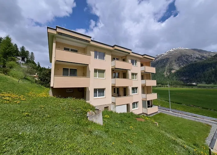 Appartamento Chesa Muntaruetsch By Interhome *