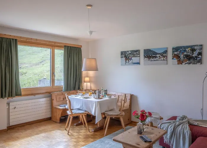 Chesa Muntaruetsch By Interhome Appartement Samedan